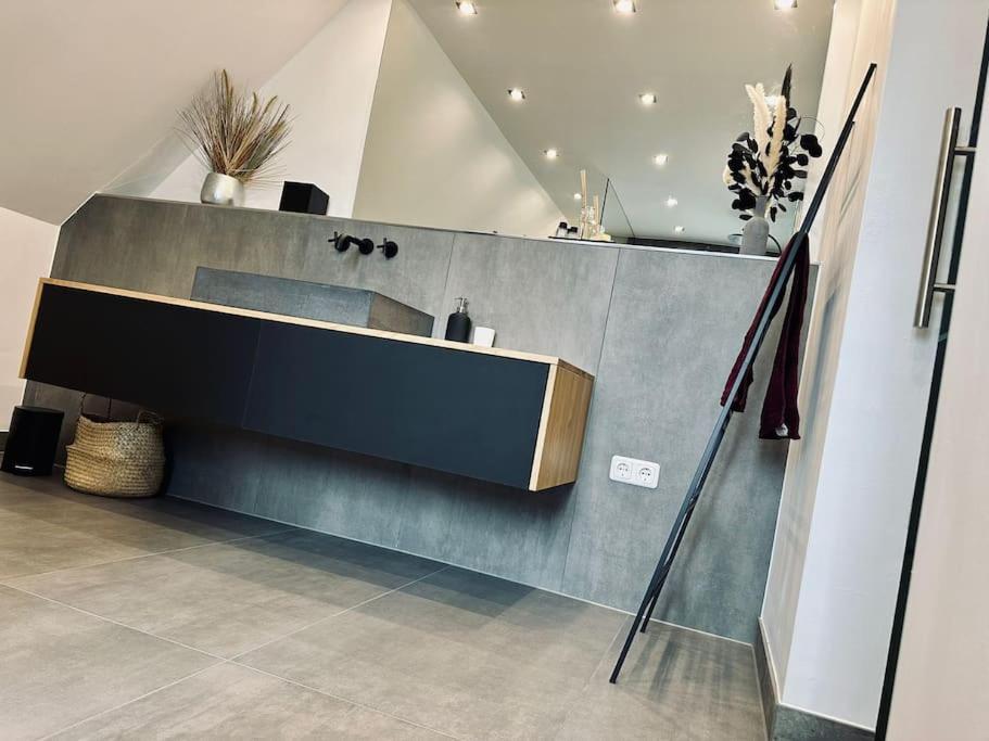 Moderne Ferienwohnung Zweifall Stolberg  Extérieur photo